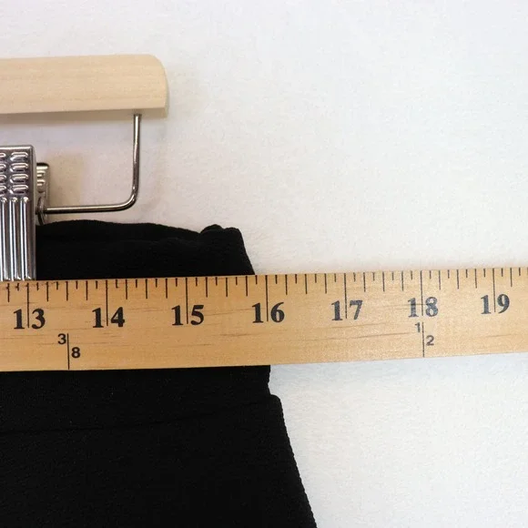 DJT Black Textured Crepe Flared Skater Skort XXL - Picture 5 of 6